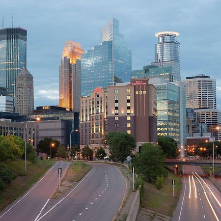 Hilton Garden Inn Minneapolis Downtown Екстериор снимка