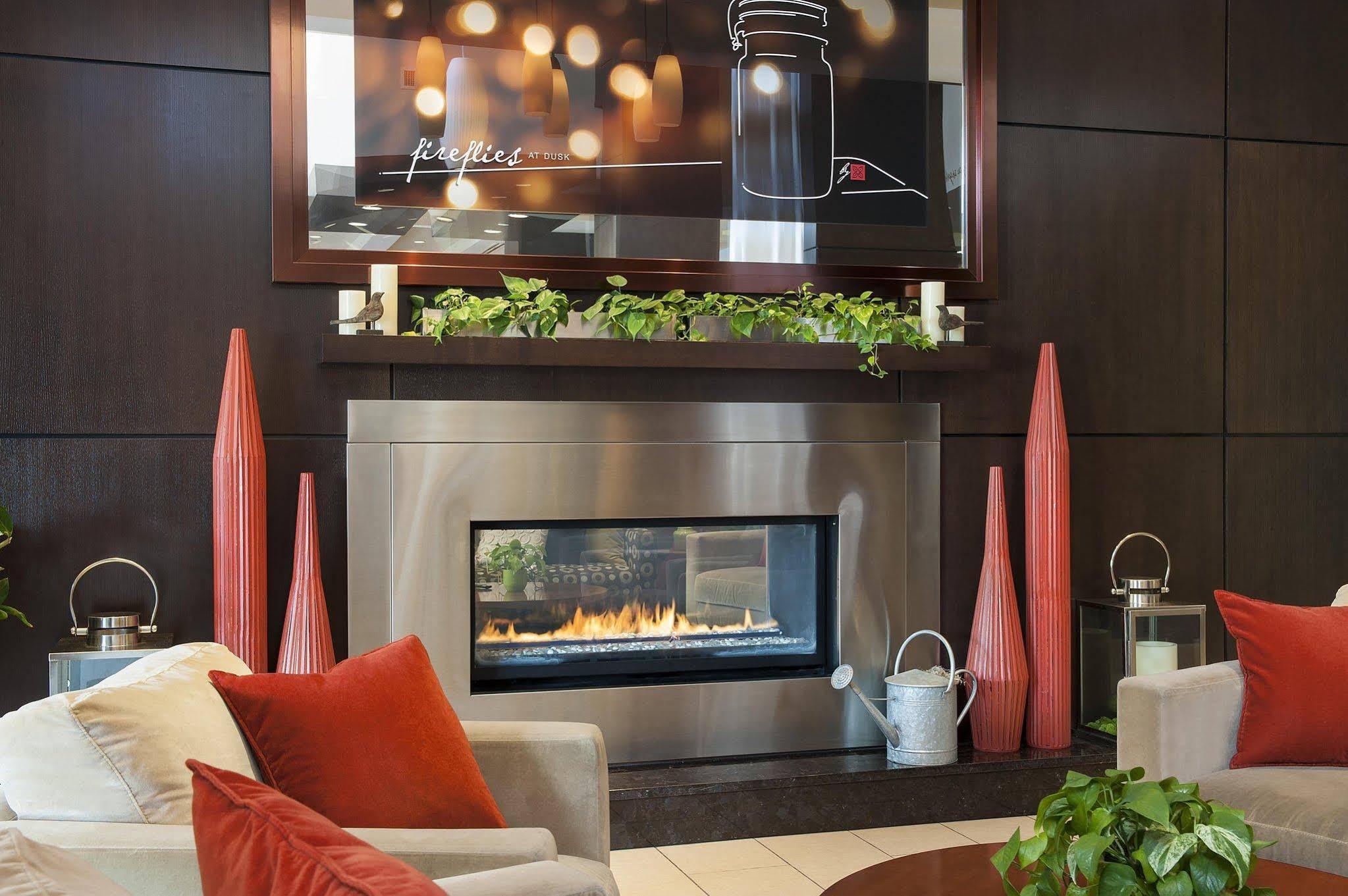 Hilton Garden Inn Minneapolis Downtown Екстериор снимка