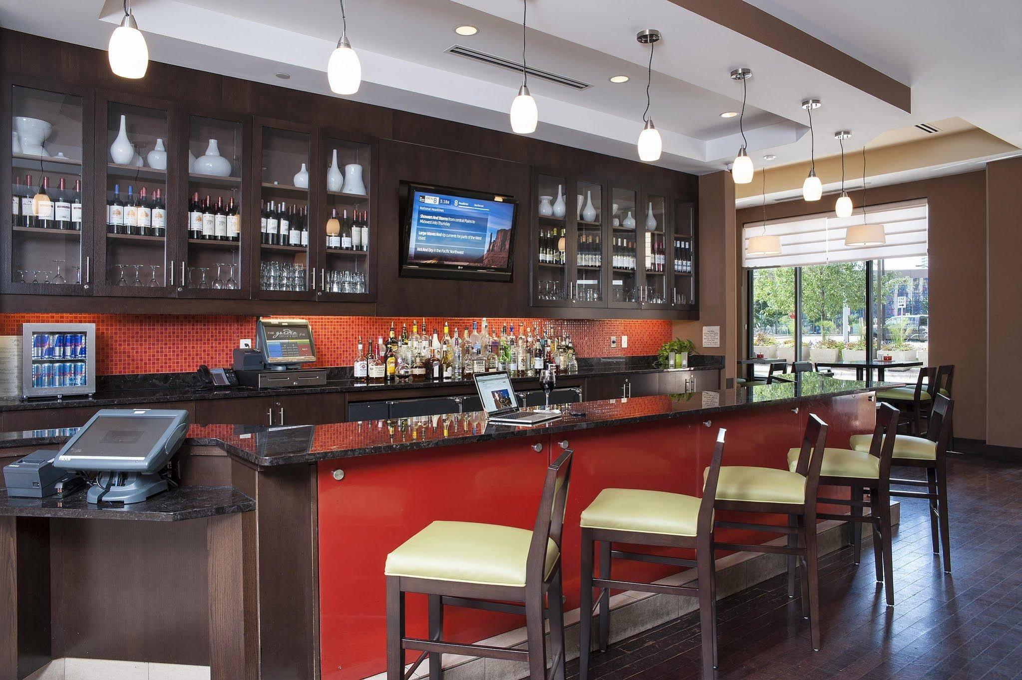 Hilton Garden Inn Minneapolis Downtown Екстериор снимка