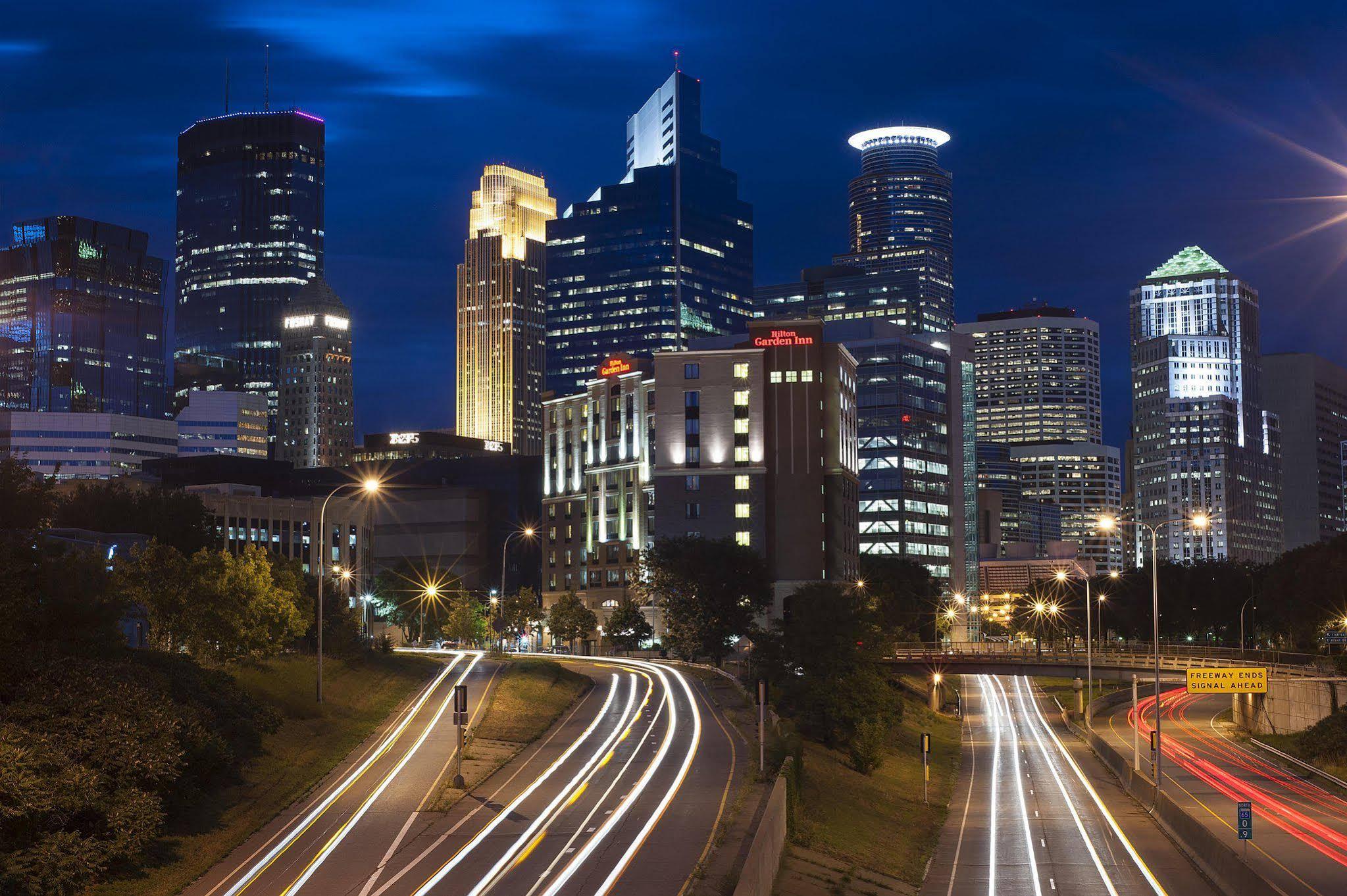 Hilton Garden Inn Minneapolis Downtown Екстериор снимка