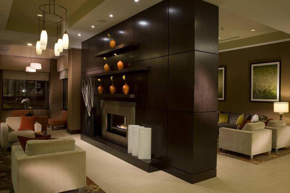 Hilton Garden Inn Minneapolis Downtown Интериор снимка