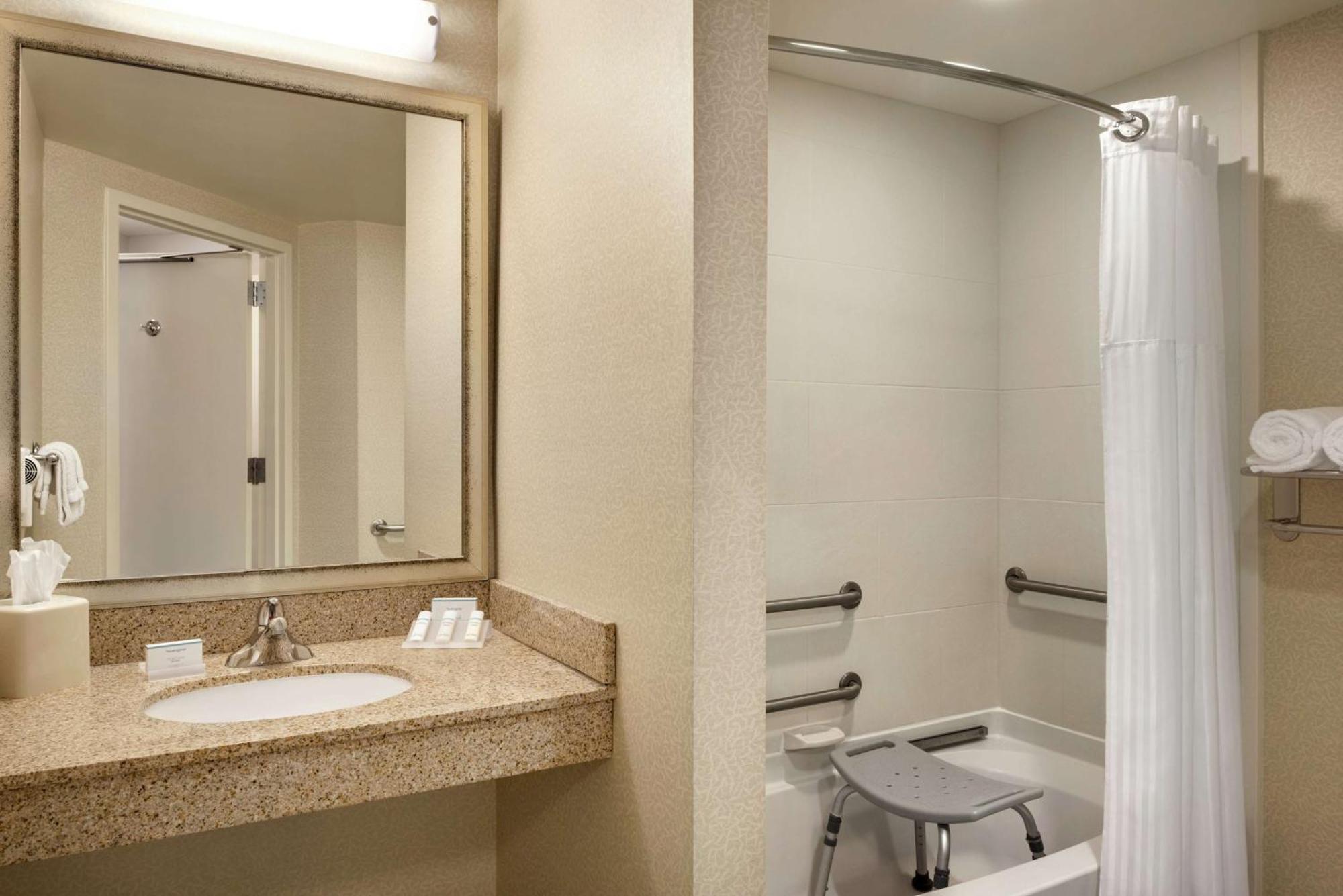 Hilton Garden Inn Minneapolis Downtown Екстериор снимка