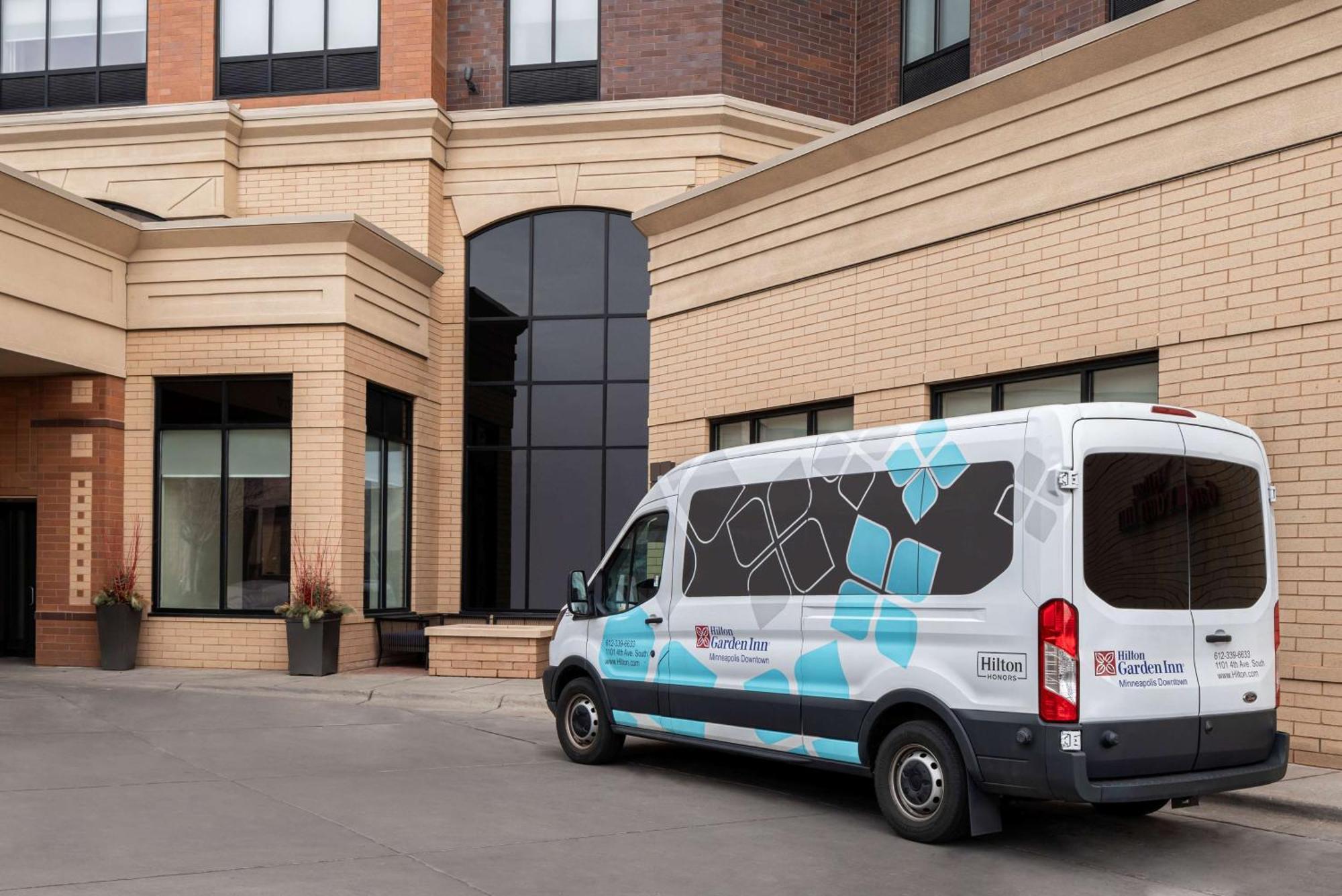 Hilton Garden Inn Minneapolis Downtown Екстериор снимка