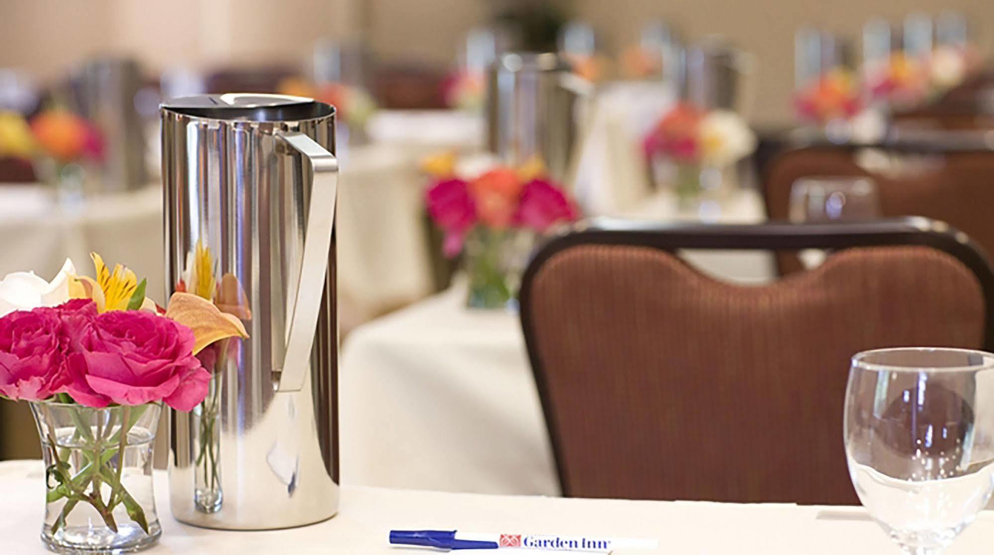 Hilton Garden Inn Minneapolis Downtown Съоръжения снимка